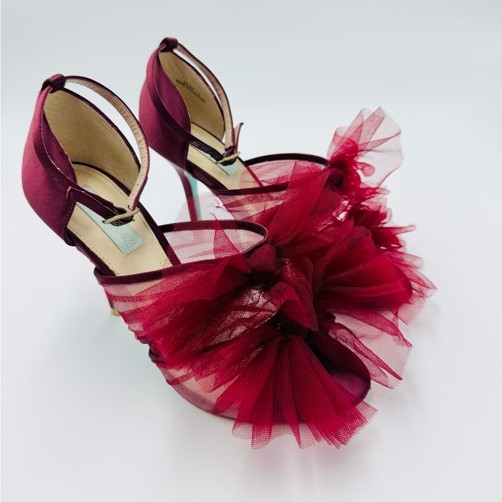 Blue By BETSEY JOHNSON SB Big Tulle Burgundy Satin Peep Toe Pump Heels Sandals